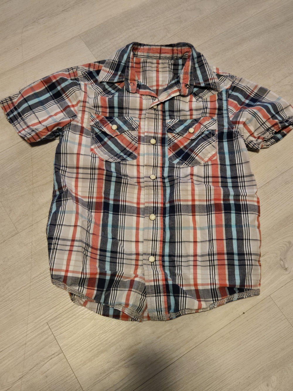 Arizona Jean Company Short-Sleeve Plaid Button-Down Shirt - Blue, Red & White